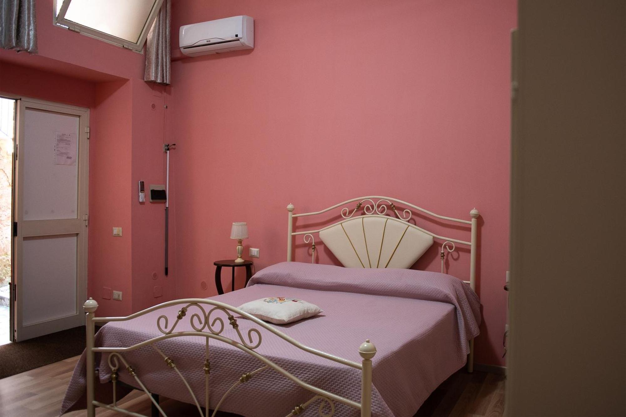 Mandevilla Home Caiazzo Exterior foto